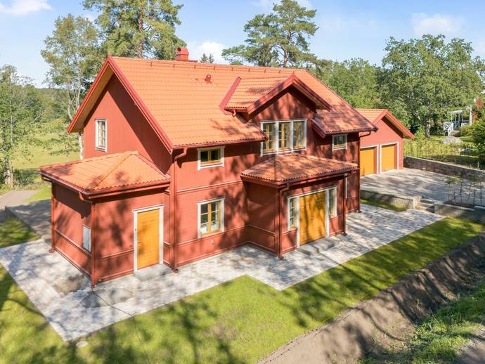 7 rok · 206 m² · Lövhagens gårds väg 17