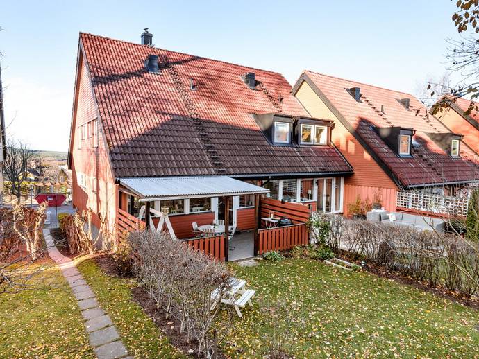 4 rok · 135 m² · Trappstigen 11