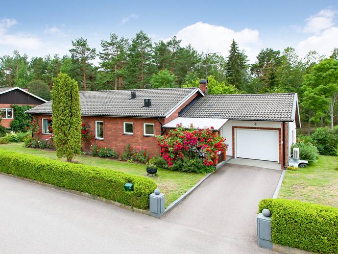 4 rok · 90 m² · Mossgatan 4