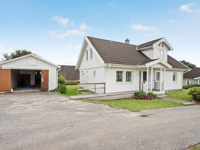6 rok · 157 m² · Bergklintsvägen 7