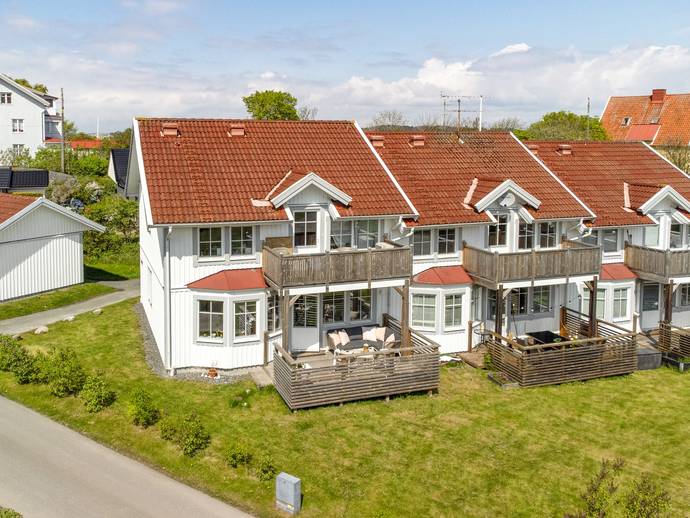 2 rok · 58 m² · Hjäleviken 8A