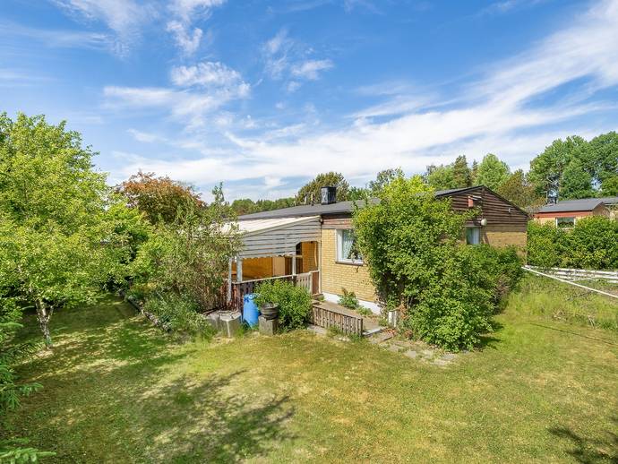 4 rok · 135 m² · Backvägen 6