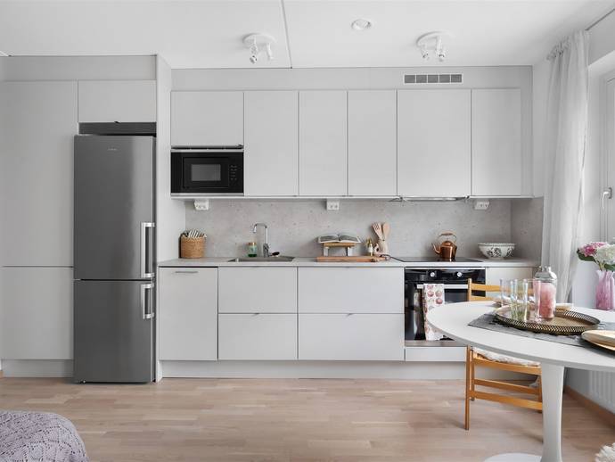 1 rok · 28 m² · Dekangatan 10