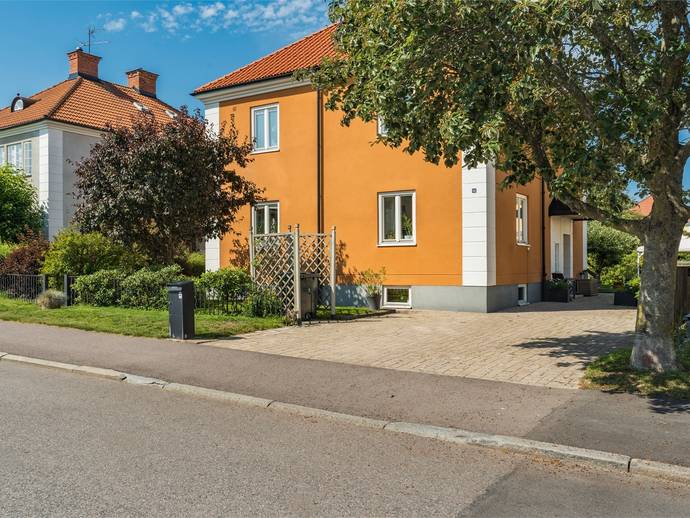 7 rok · 167 m² · Enebygatan 40