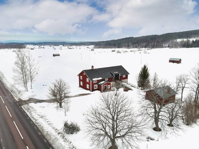 3 rok · 102 m² · Lilltjära 6799