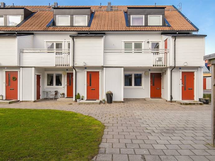 2 rok · 64 m² · Torggatan 17E
