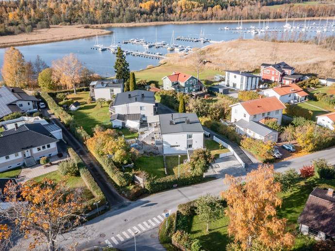 8 rok · 235 m² · GENERALSVÄGEN 8