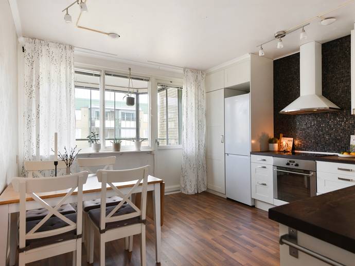 3 rok · 80 m² · Hillmansgatan 15 E