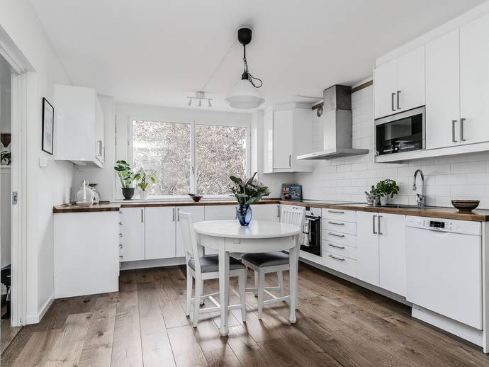 4 rok · 97 m² · Henriksdalsringen 89