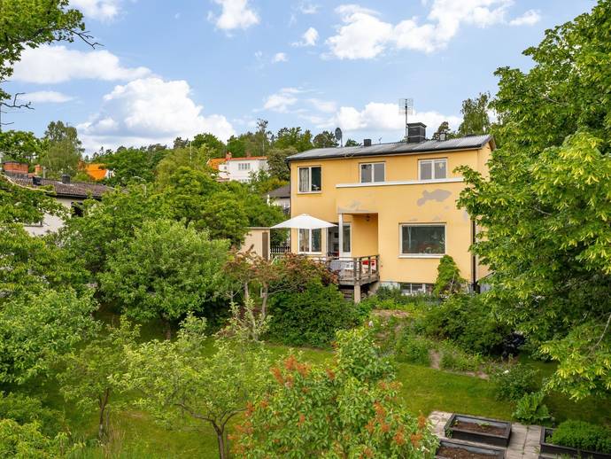 5 rok · 106 m² · Herrgårdsvägen 11