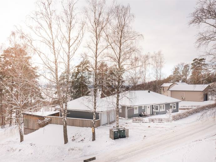 7 rok · 180 m² · Hasselbacken 13