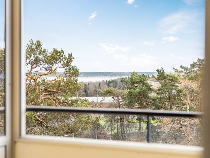 2 rok · 57,5 m² · Radarvägen 18