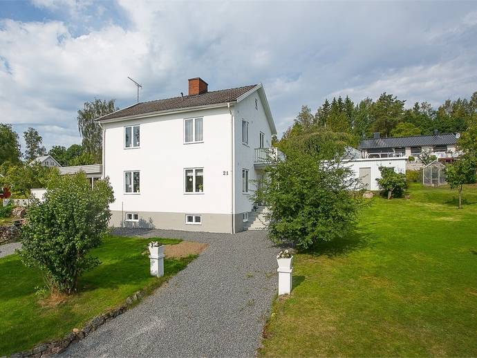6 rok · 132 m² · Björkängsvägen 21