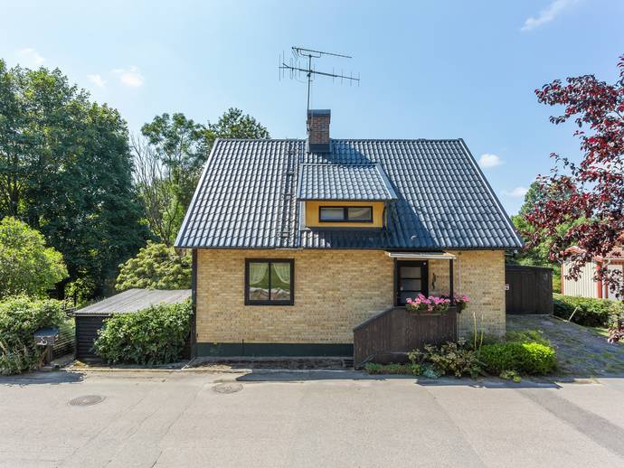 4 rok · 96 m² · Bergvägen 8
