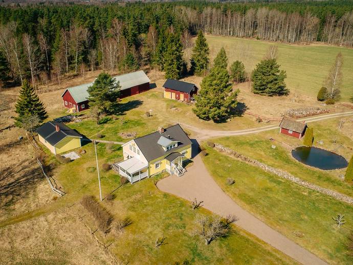 4 rok · 143 m² · Skäggebolet 31