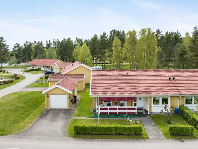 4 rok · 92,7 m² · Spinnvägen 12