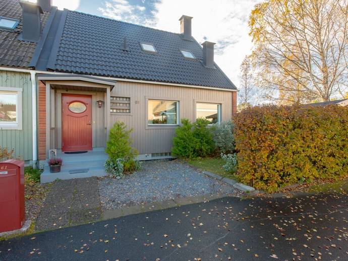 4 rok · 108 m² · Nyponvägen 61