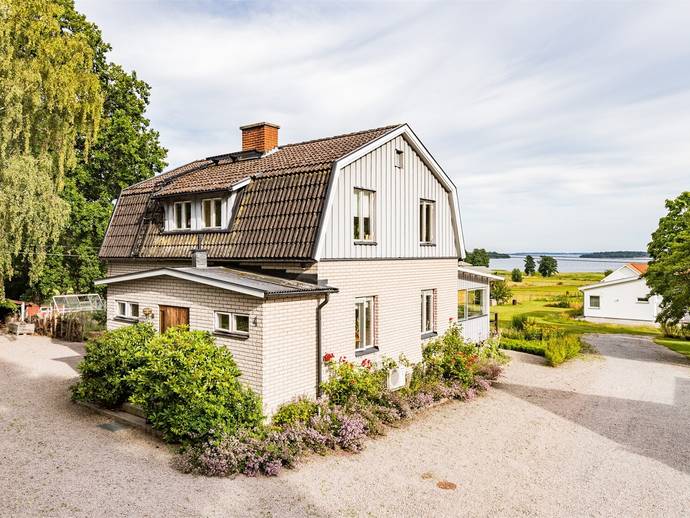 5 rok · 124 m² · Färmanstorpsvägen 4