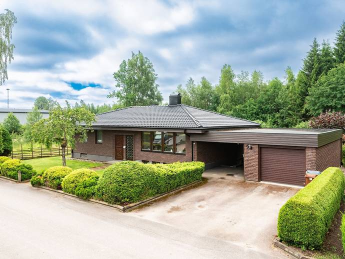 6 rok · 133 m² · Södra vägen 9