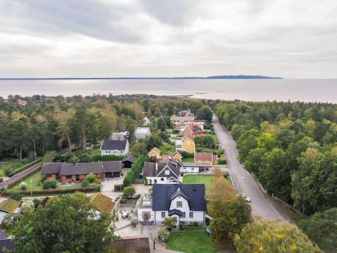 8 rok · 200 m² · Falkvägen 1