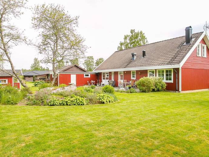 6 rok · 170 m² · Hallonstigen 28