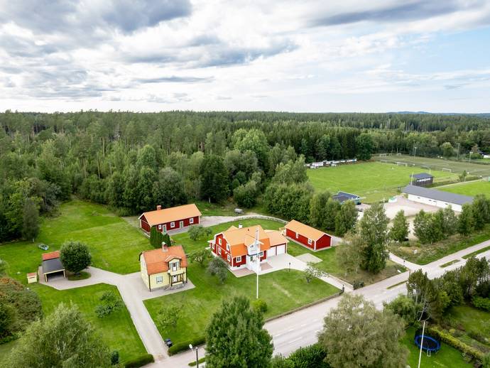 7 rok · 230 m² · Gransholmsvägen 74