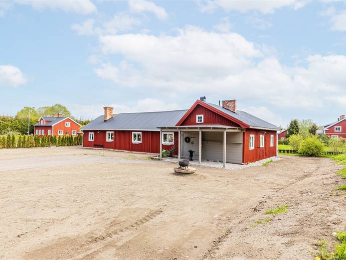 5 rok · 150 m² · Bruksallén 1