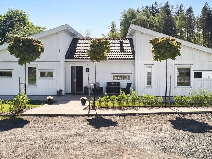 6 rok · 153 m² · Torpa Dalavägen 59