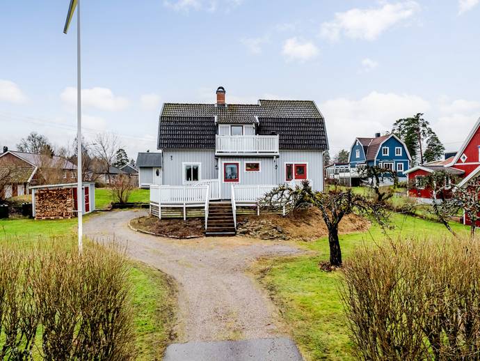 6 rok · 130 m² · Torsvägen 5