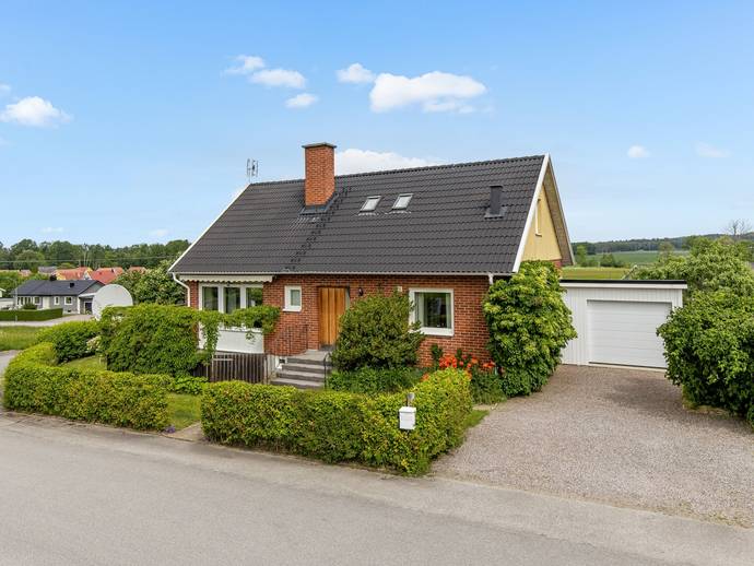 7 rok · 127 m² · Ringvägen 1