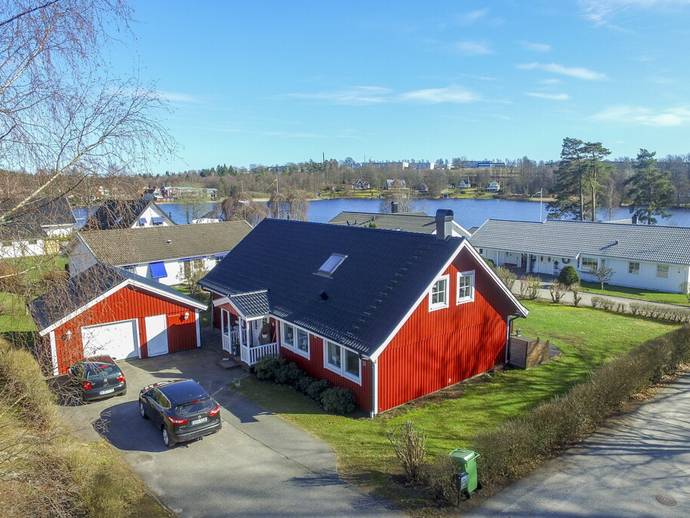 7 rok · 173 m² · Allén 11