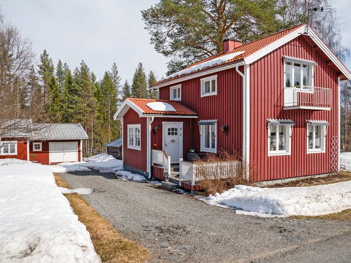 3 rok · 93 m² · Stavbäck 24