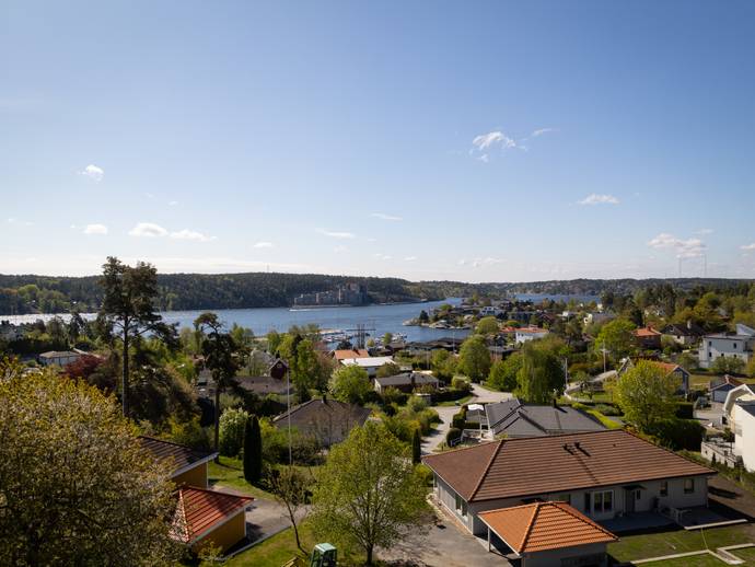 10 rok · 242 m² · Kosmosvägen 4