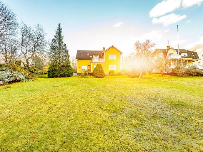 6 rok · 176 m² · Sågverksvägen 8
