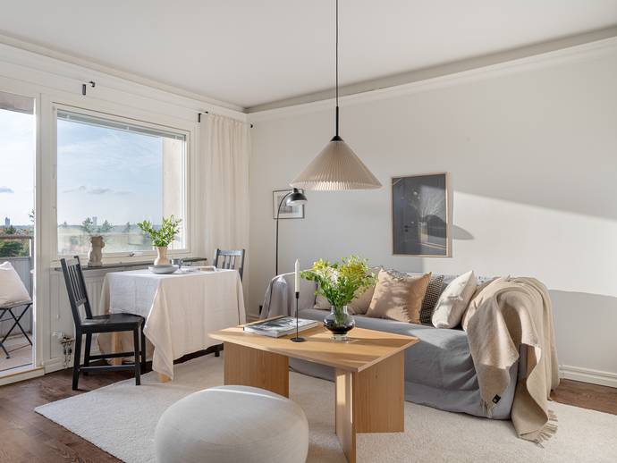 2 rok · 34 m² · Mörbylund 23, 8 trp