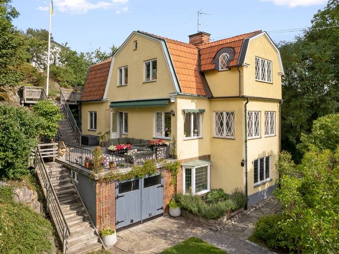 7 rok · 159 m² · Gullrisstigen 4A