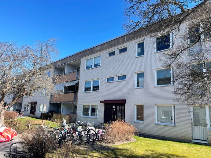 3 rok · 84 m² · Hjortronvägen 87