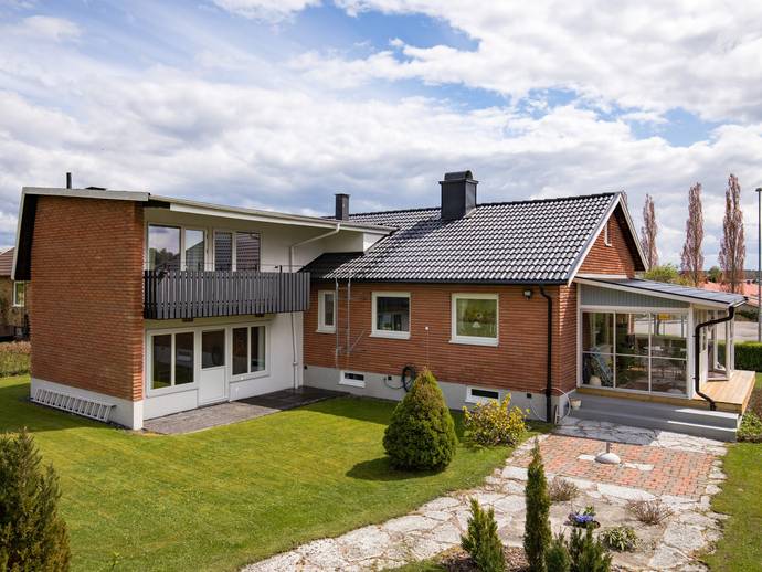 6 rok · 128 m² · Långgatan 47