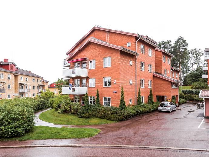 3 rok · 76 m² · Tallbacksvägen 3