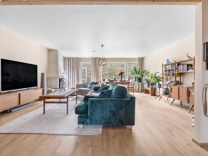 5 rok · 146 m² · Laxholmsbacken 136