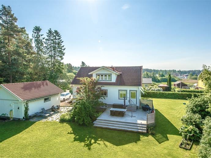 6 rok · 140 m² · Ringvägen 39
