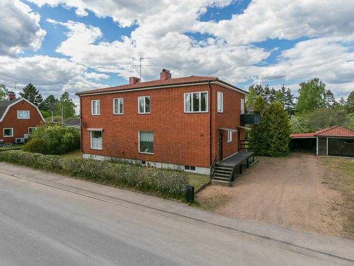 9 rok · 242 m² · Fabriksgatan 24
