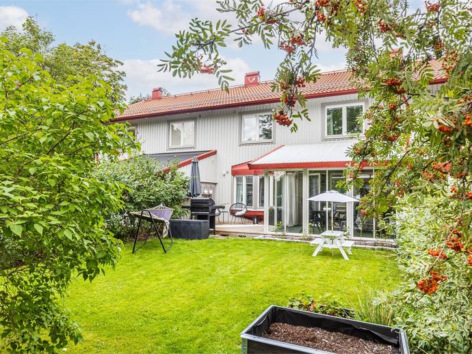 4 rok · 112 m² · Holmsundsvägen 13B