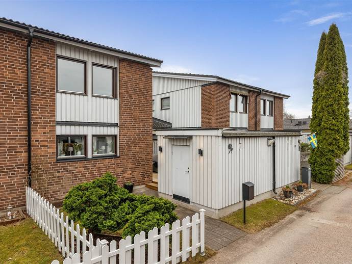 4 rok · 125 m² · Rosengången 2