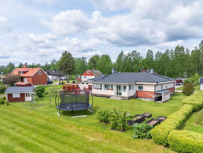 4 rok · 118 m² · Nordanbyvägen 8