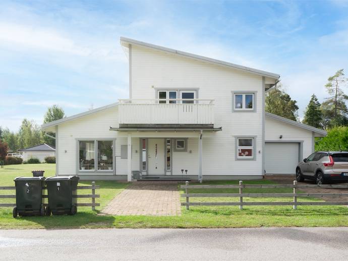 6 rok · 193 m² · Myrvägen 11B