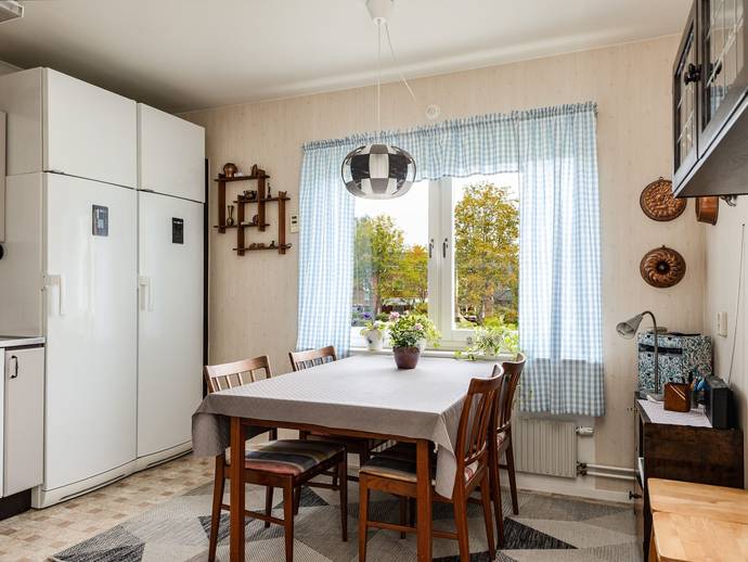 3 rok · 90 m² · Julrosvägen 98