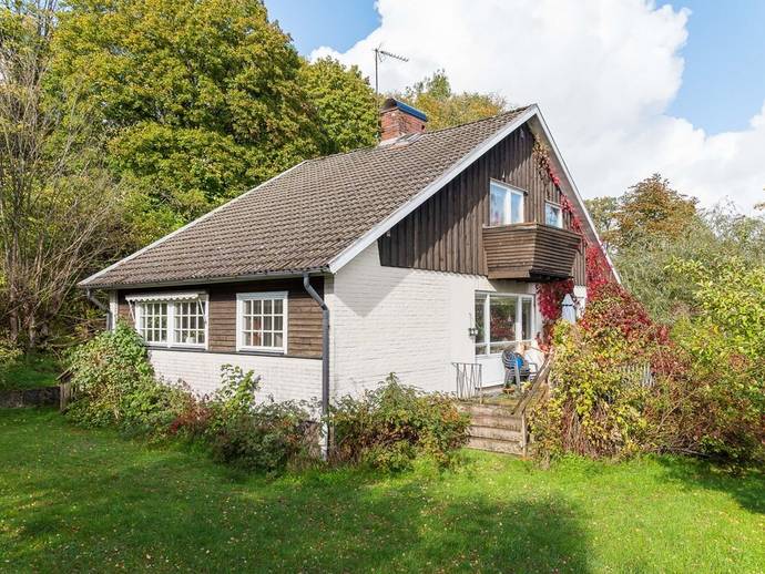 6 rok · 133 m² · Bäckängsvägen 14