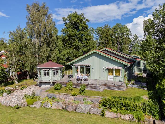 4 rok · 133 m² · Husta 6