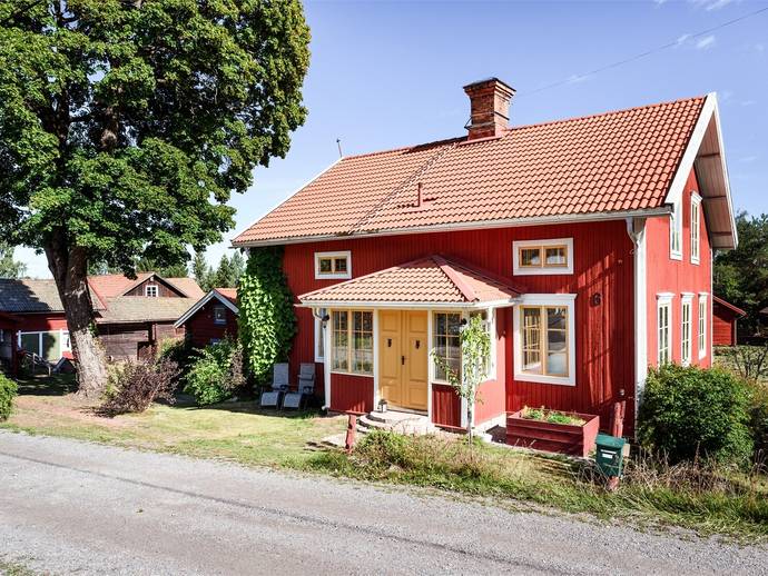 5 rok · 170 m² · Livens väg 6
